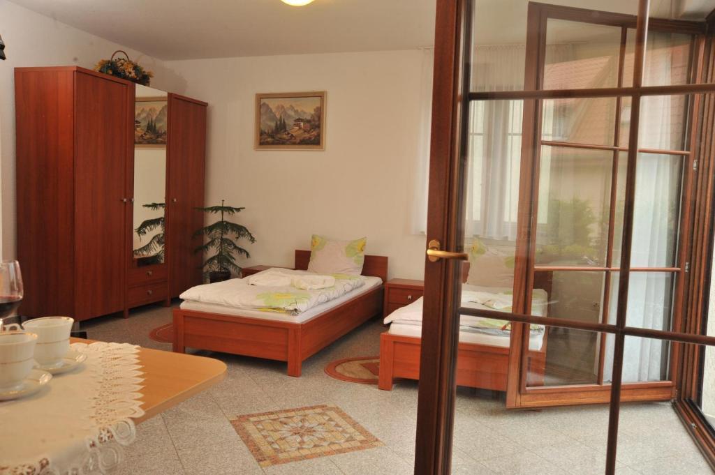 Pensjonacik Graven Apartment Nidzica Ruang foto