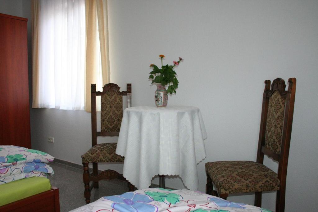Pensjonacik Graven Apartment Nidzica Ruang foto
